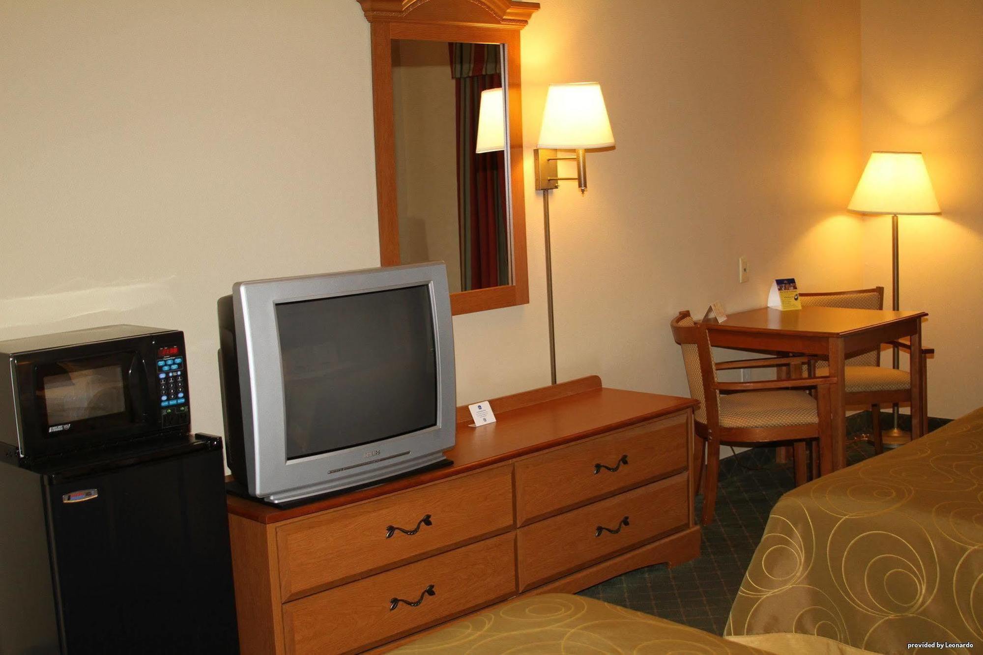 Best Western Smithfield Inn Quarto foto